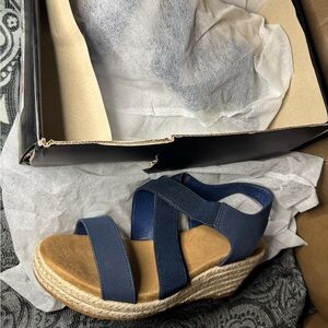 Women's Navy Wedge Sandals